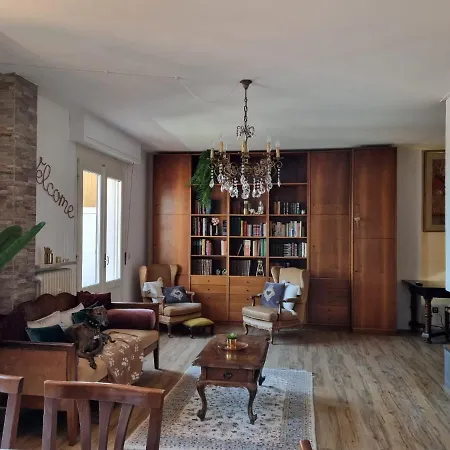 New Pascasio Suite: Charming At The Doors Of Udine Apartment Pasian di Prato